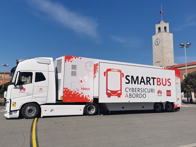 Smart Bus in the center of town